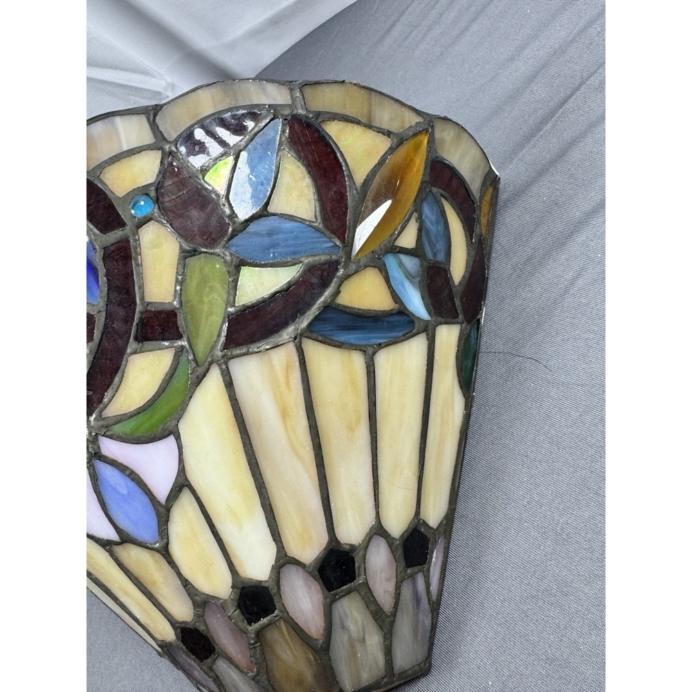 Tiffany Style Mission‎ Design Stained Glass Indoor 1-Light Wall Sconce - Picture 4 of 7